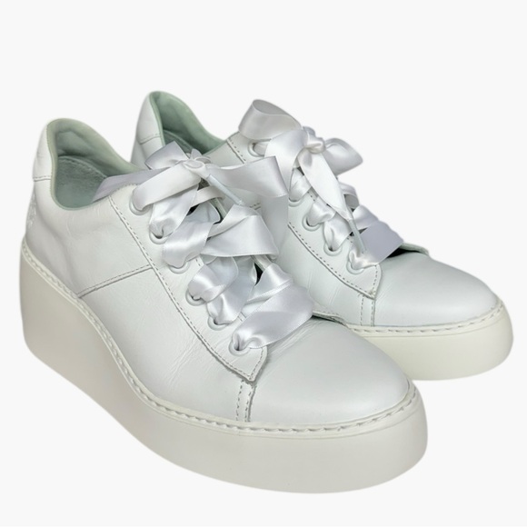 Fly London White Leather Delf Platform Wedge Sneakers Size 38 / US 8 EUC Sporty